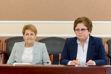 На июньском заседании ЗС рассмотрит отчет губернатора